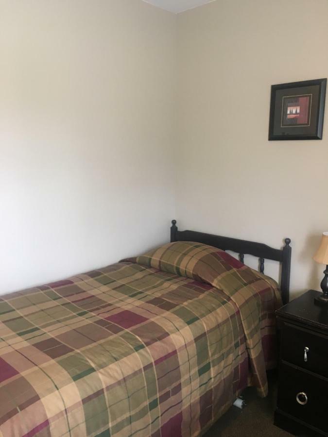 The Country Inn Motel Gander Eksteriør billede